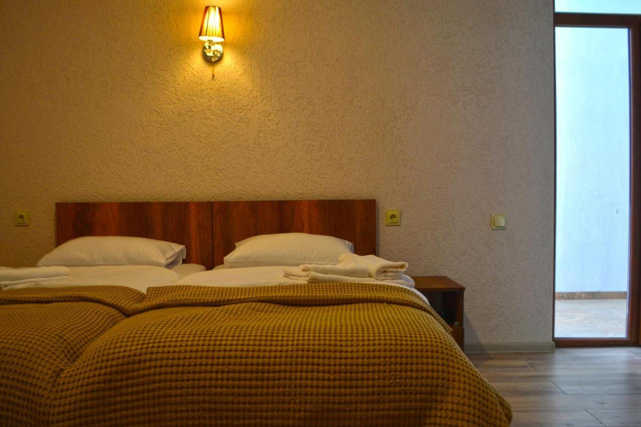 G&G Hotel Tbilisi Ngoại thất bức ảnh