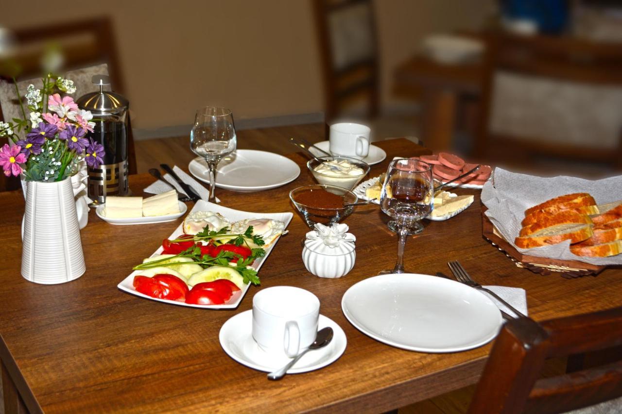 G&G Hotel Tbilisi Ngoại thất bức ảnh