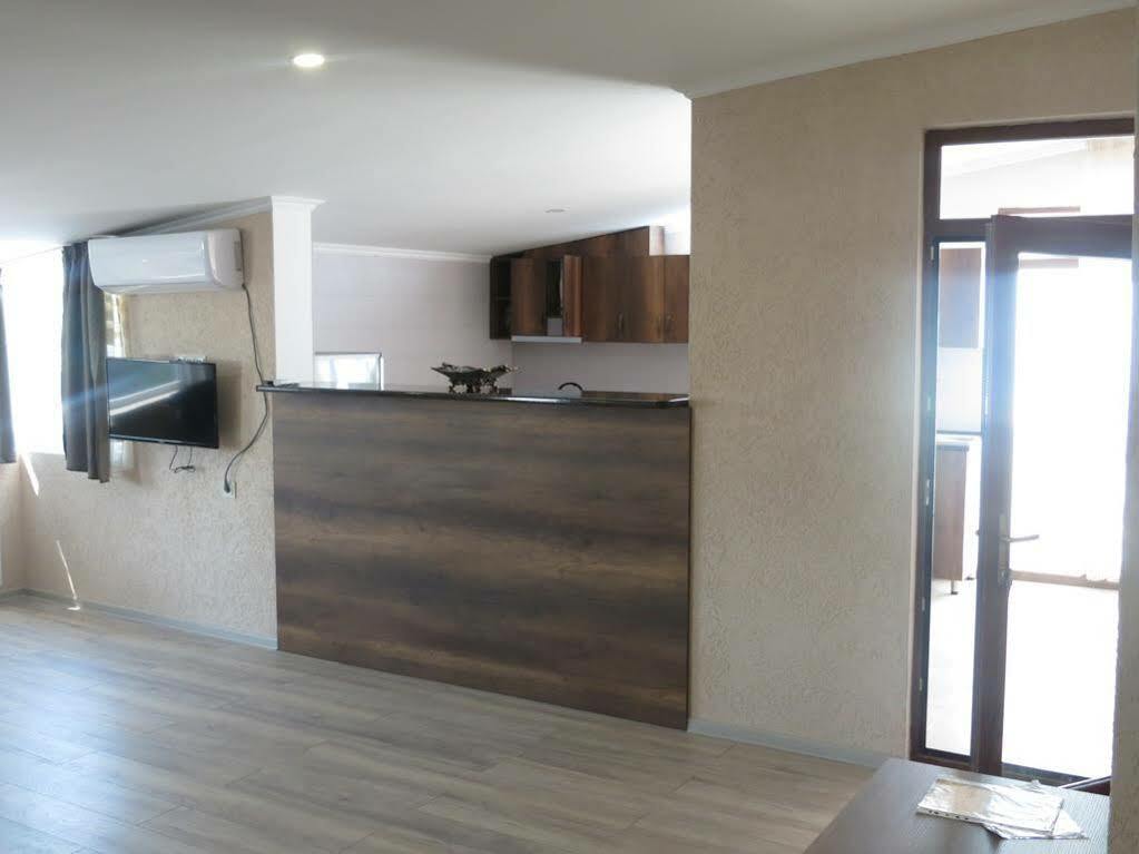 G&G Hotel Tbilisi Ngoại thất bức ảnh